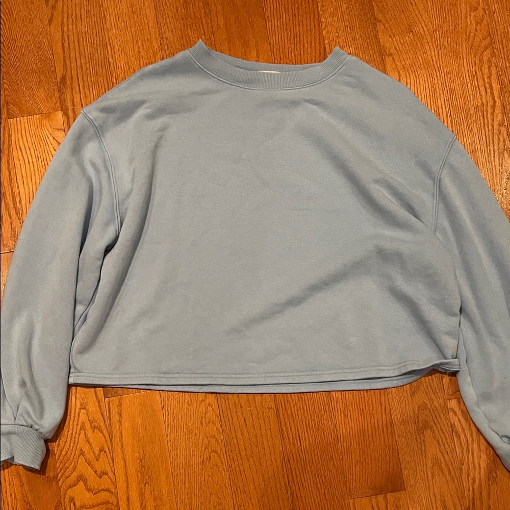 Universal Thread Blue Oversized Long Sleeve Sweatshirt